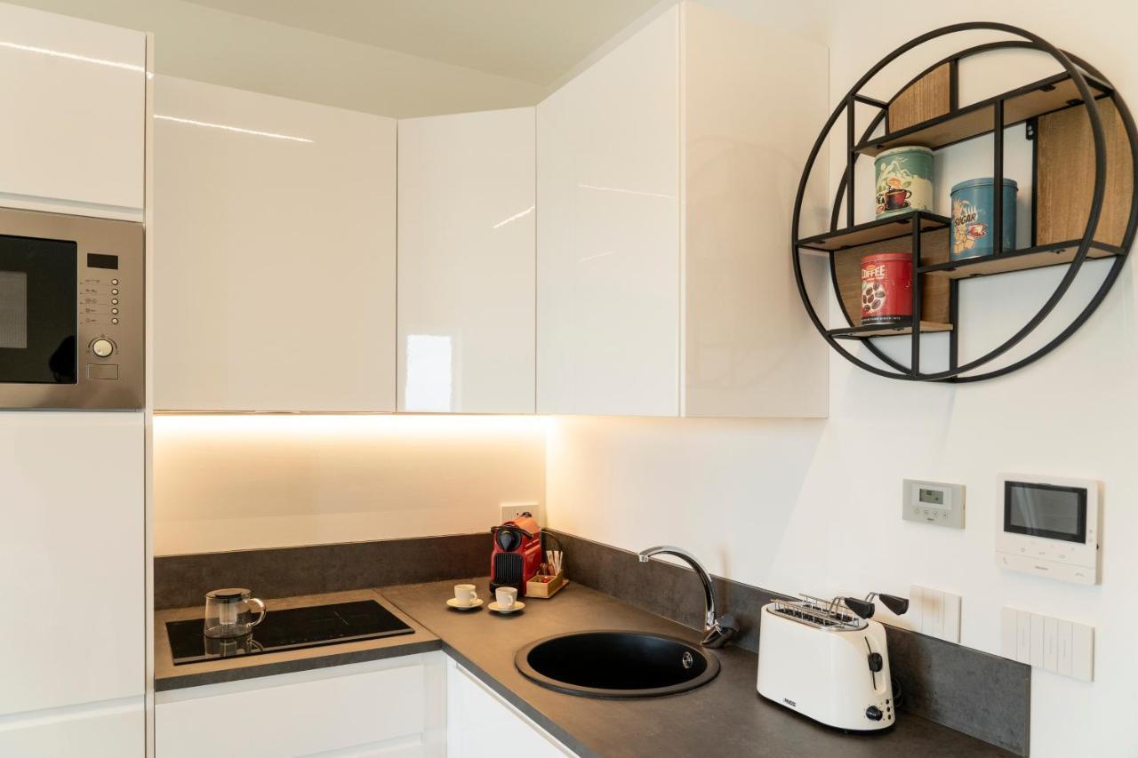 Gentile 46 Luxury Flat Apartman Bari Kültér fotó