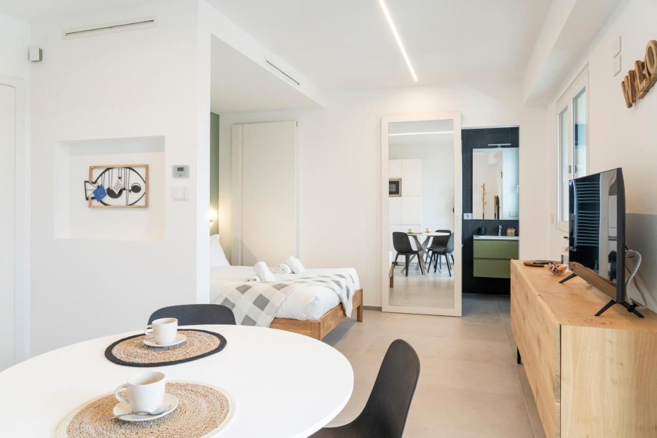 Gentile 46 Luxury Flat Apartman Bari Kültér fotó