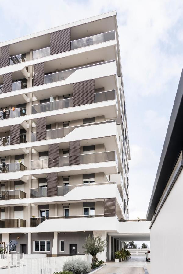 Gentile 46 Luxury Flat Apartman Bari Kültér fotó