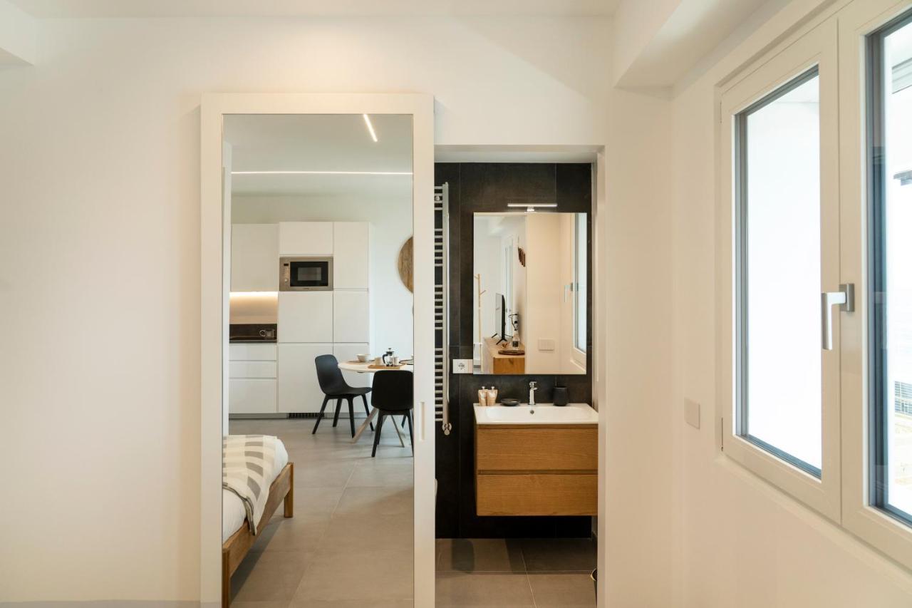 Gentile 46 Luxury Flat Apartman Bari Kültér fotó